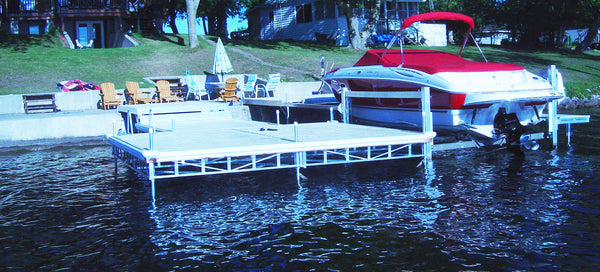 Towered Lift Docks - BoatNDock.com